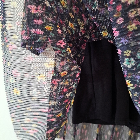 Zara Kids Floral Pleated Dress – Size 8Y | Sheer Long Sleeve Dress - Picture 4 of 6